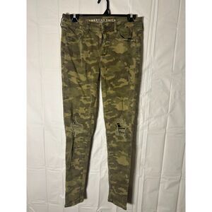 American Eagle Camo Distressed Jeggings Size 8 Regular Ripped Camouflage Jeans
